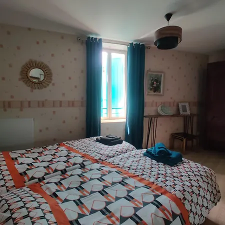 Ferienhaus Le Refuge De La Treille *