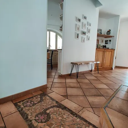 Le Refuge De La Treille * Monesties