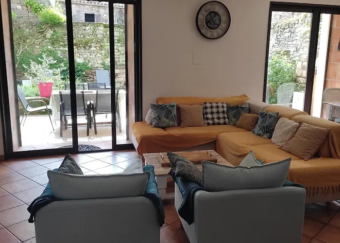 Semesterbostad Le Refuge De La Treille Monesties