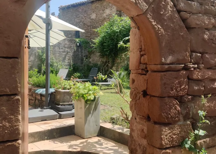 Le Refuge De La Treille